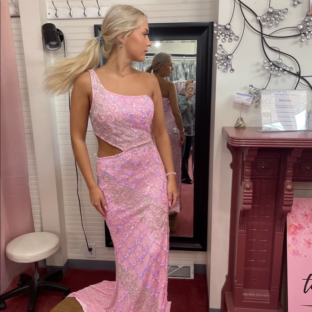 PROM DRESS⭐️⭐️⭐️⭐️